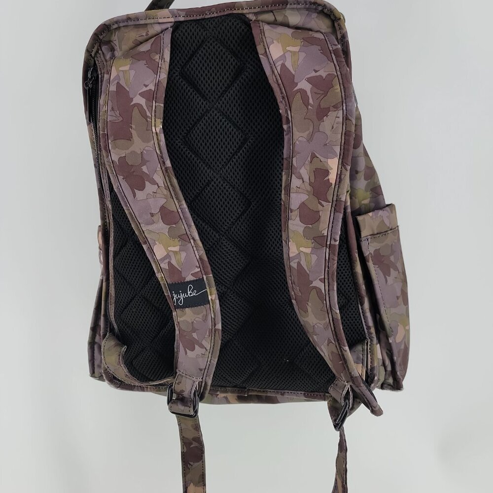 JuJuBe Diaper Backpack (Soft Camo) + Changing Pad - Picture 5 of 11